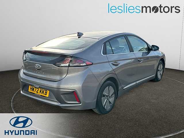 Hyundai IONIQ 1.6 GDi Hybrid Premium 5dr DCT Fluid Metal