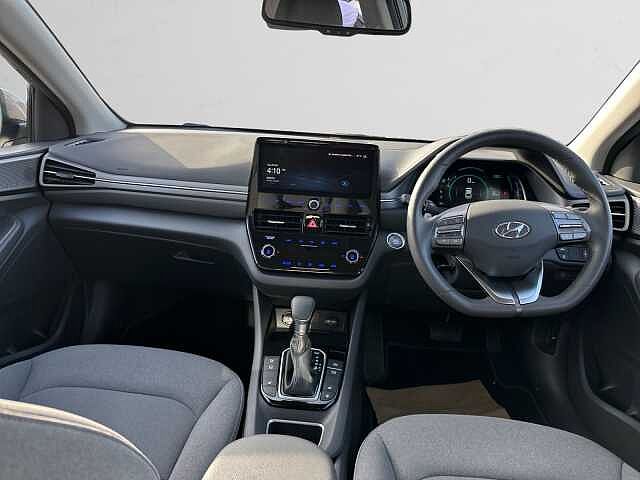 Hyundai IONIQ 1.6 GDi Hybrid Premium 5dr DCT Fluid Metal