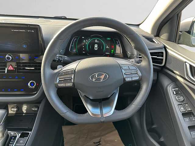 Hyundai IONIQ 1.6 GDi Hybrid Premium 5dr DCT Fluid Metal