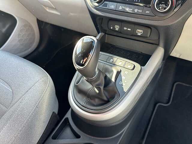 Hyundai i10 1.2 [79] Premium 5dr Auto [Nav]